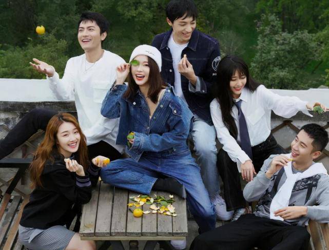 影視圈最新動態(tài)揭秘，小巷深處的寶藏電影世界