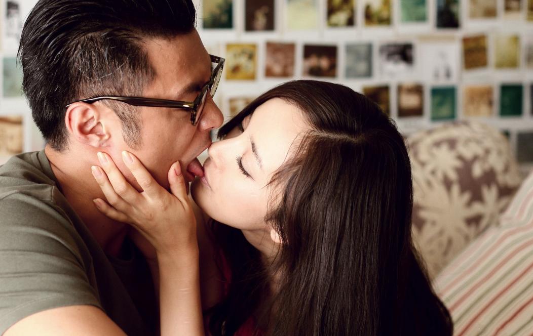 最新吻床戲視頻，探索浪漫愛情的全新疆界