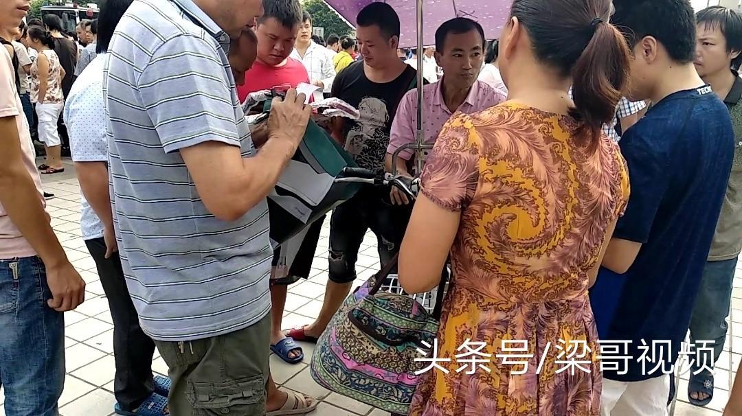 廣州臨時(shí)工最新招聘，小巷中的隱藏寶藏，探索特色小店的求職之旅！